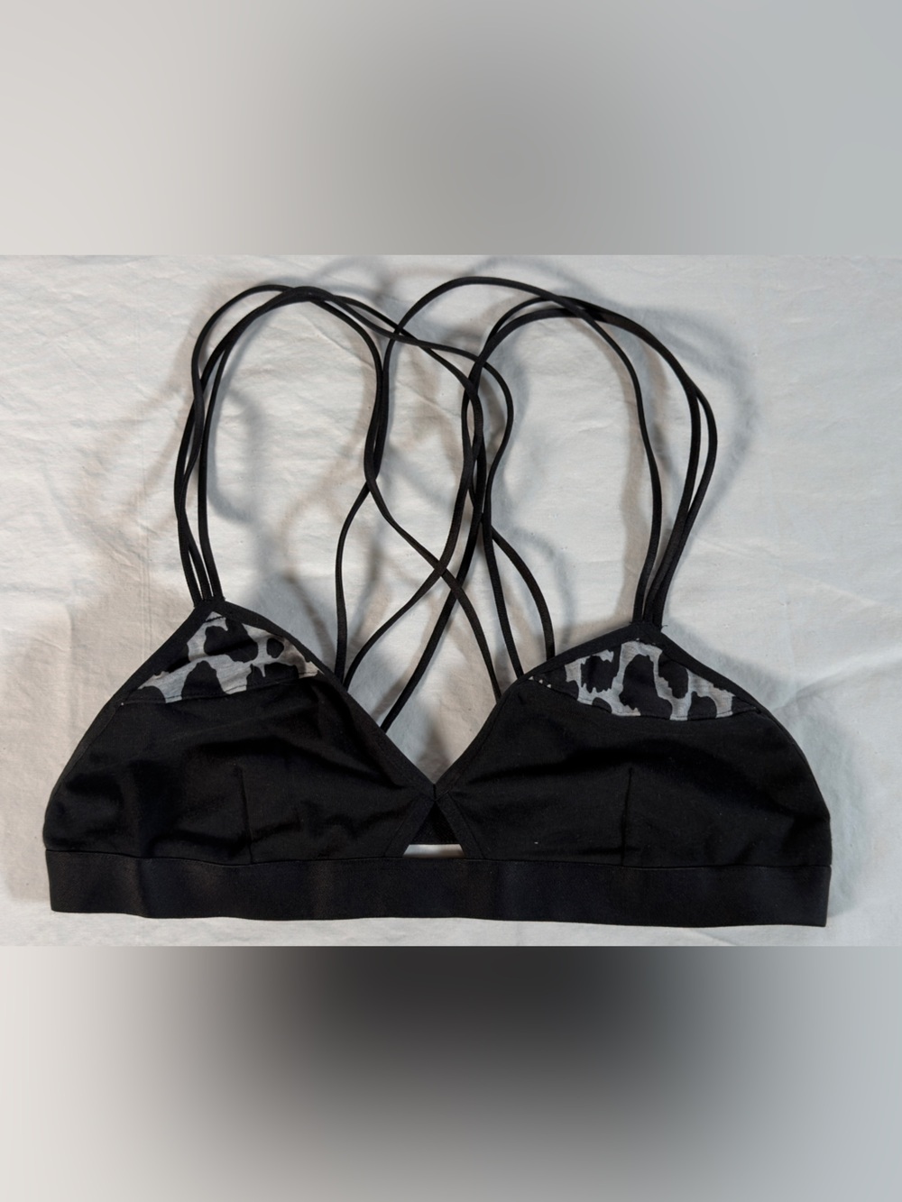 NWOT Victoria's Secret Black Strappy Bralette with Leopard Trim. Sz M